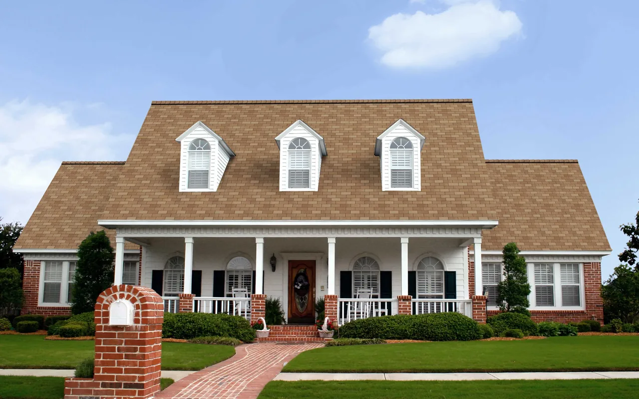 Casa com telha shingle Supreme, cor Areia